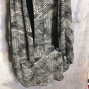 Tops - Flowy kimono Tops - Flowy kimono